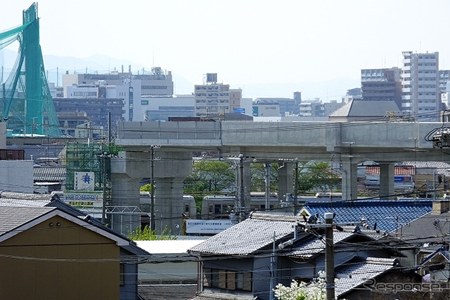 おおさか東線と東海道線の合流付近