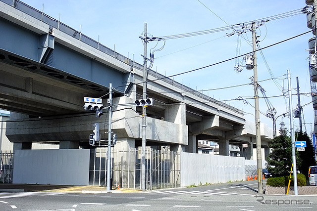 おおさか東線と東海道線の合流付近