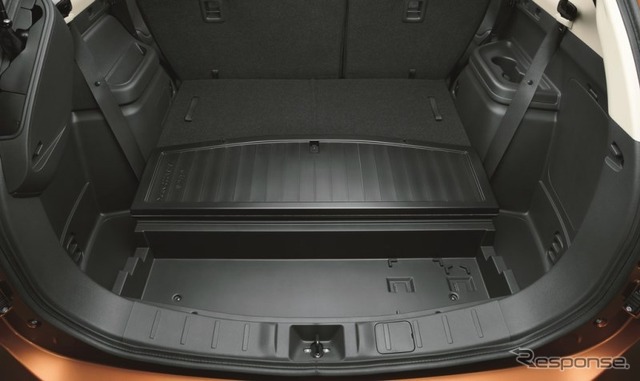 新型アウトランダーPHEV