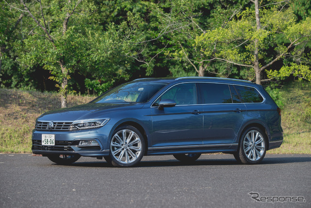 VW パサート ヴァリアント R-Line