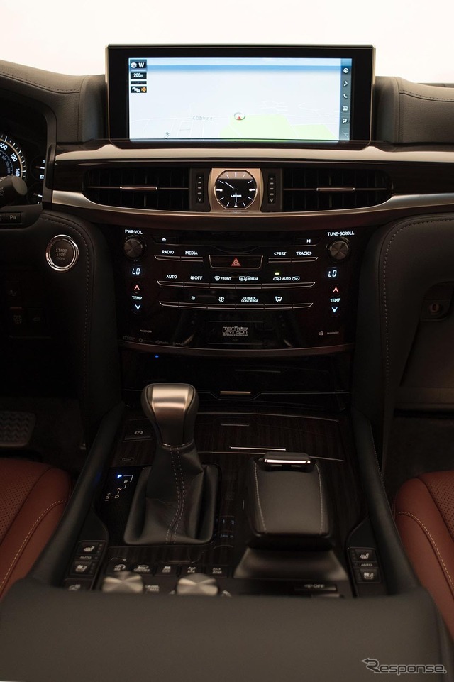 レクサス LX570(2016年モデル)