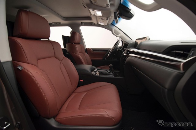 レクサス LX570(2016年モデル)