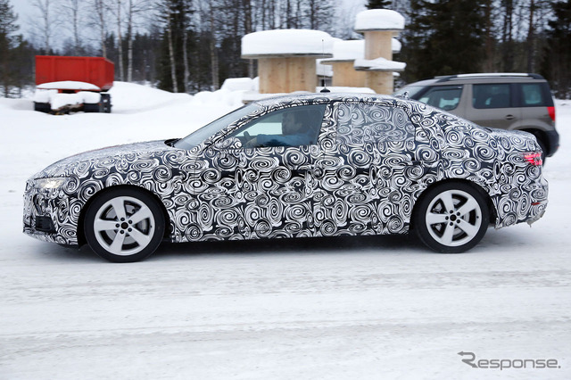 アウディ A4 開発テスト車両(2015年2月時点)