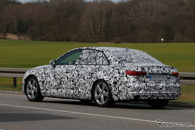 アウディ A4 開発テスト車両(2015年4月時点)