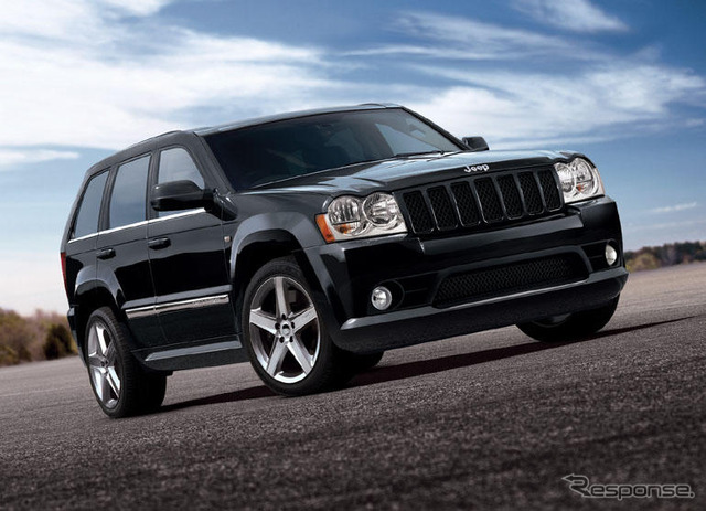 ジープ グランドチェロキー SRT8 を日本発売