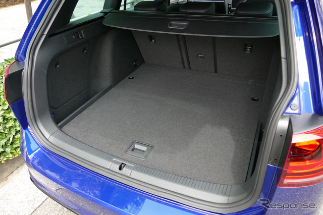 VW ゴルフ R ヴァリアント