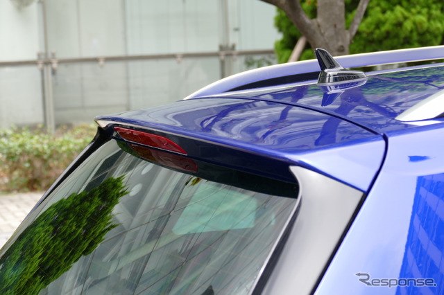 VW ゴルフ R ヴァリアント