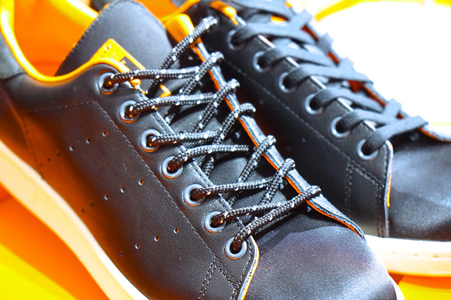 adidas Originals×PORTERのStan Smith(ブラック/1万6,000円)(伊勢丹新宿店)