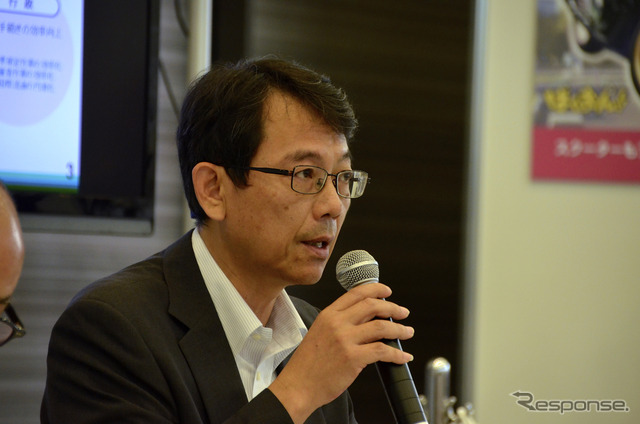 自工会二輪車特別委員会 渡部克明 副委員長(ヤマハ)。8月19日都内、二輪4社合同記者会見にて。