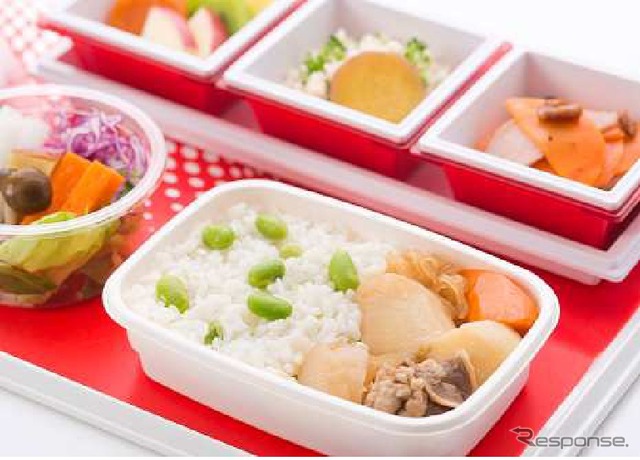 飯島 奈美さんプロデュースメニュー「こくうま肉じゃが」