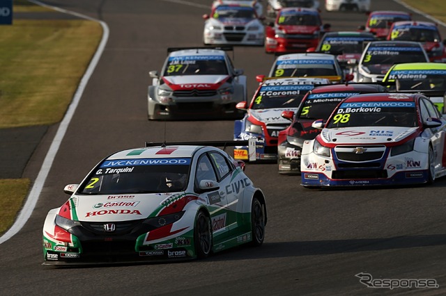 2014年のWTCC日本大会(鈴鹿)。同大会は今季(2015年)からツインリンクもてぎでの開催に移行。