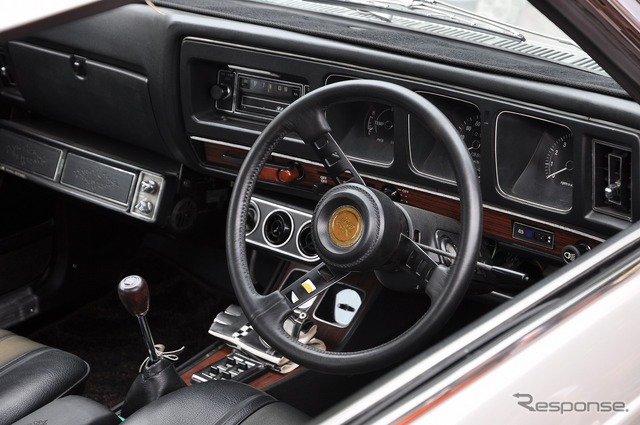 1970年 日産 ローレル 2ドアハードトップ 2000GX