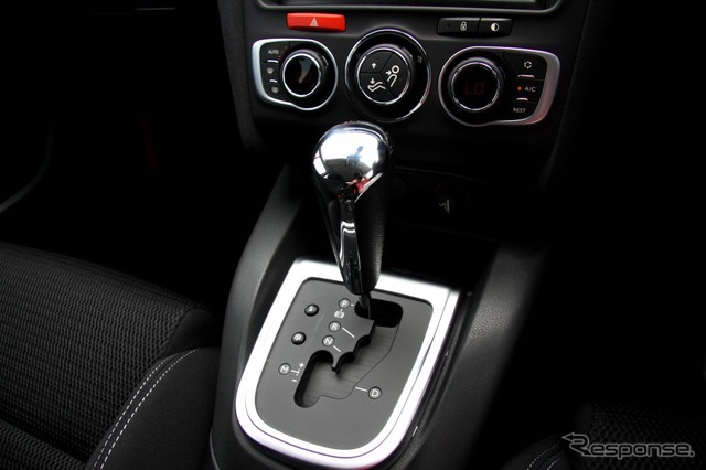 シトロエン C4 改良新型