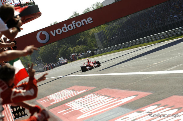 【F1イタリアGP】シューマッハ優勝、シーズン白熱