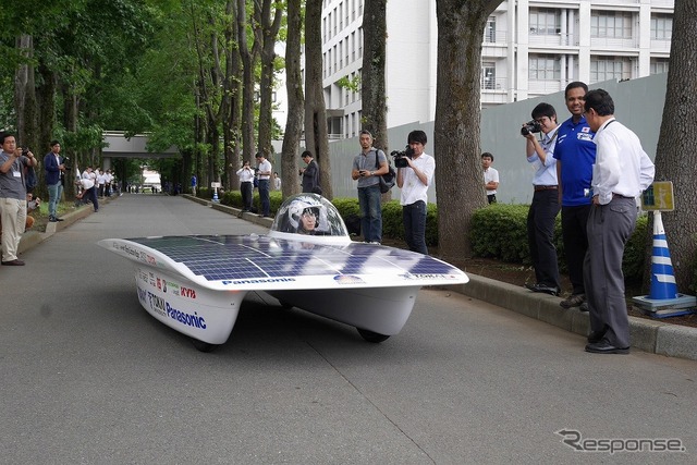 東海大学が今回のレースに使用する新型ソーラーカー
