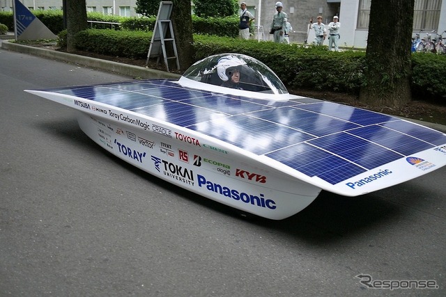 東海大学が今回のレースに使用する新型ソーラーカー