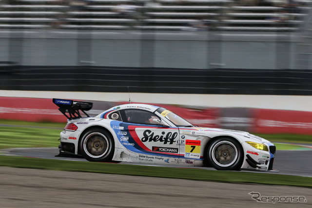 GT300予選3位、#7 BMW Z4。