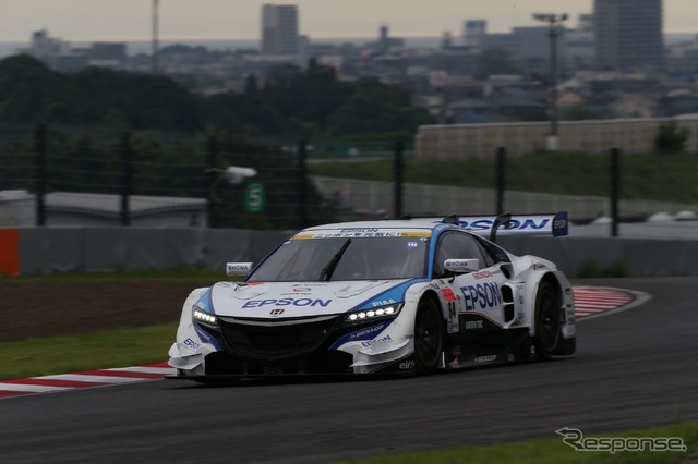 中嶋悟監督が指揮する#64 NSX(中嶋大祐&B.バゲット)は、この日の予選でGT500クラス3位と健闘。