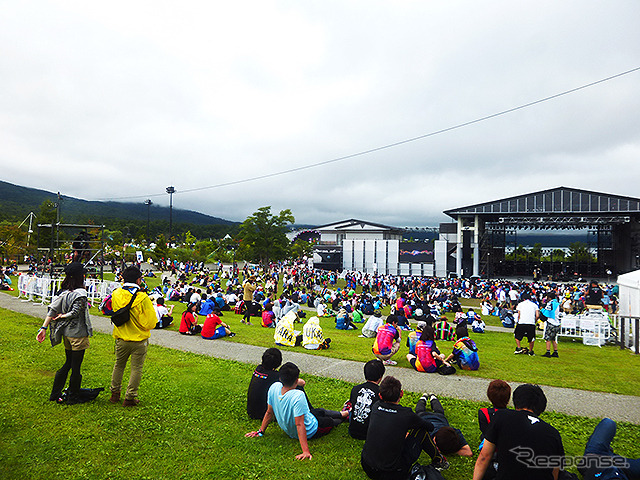 夏の終わりの野外フェス SWEET LOVE SHOWER 2015(山梨県 山中湖交流プラザ きらら、8月28~30日)