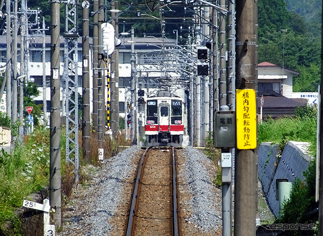 急勾配が連続する東武鬼怒川線