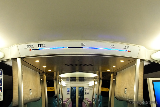 香港の機場駅と博覧館駅の間(1.2km)、片道5香港ドル(約77円)で往復してみる