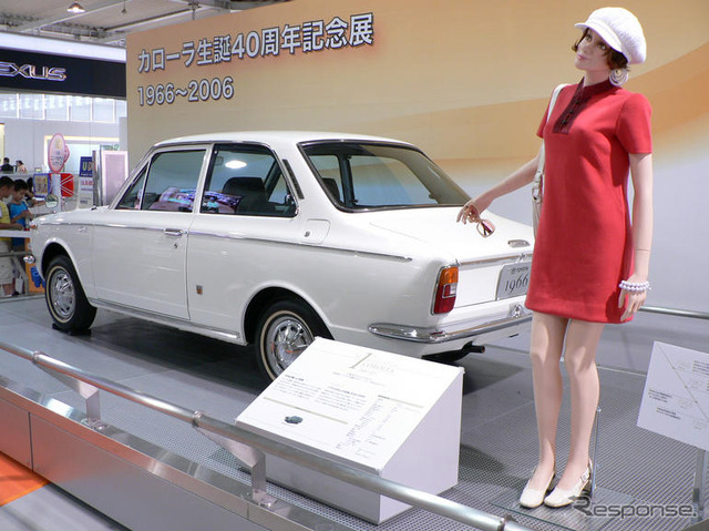 【歴代 カローラ 写真蔵】初代のキャッチコピーは「プラス100ccの余裕」