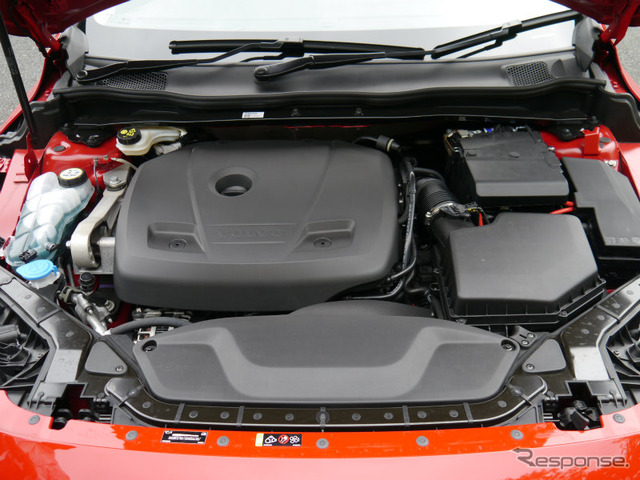 ボルボ V40 T3