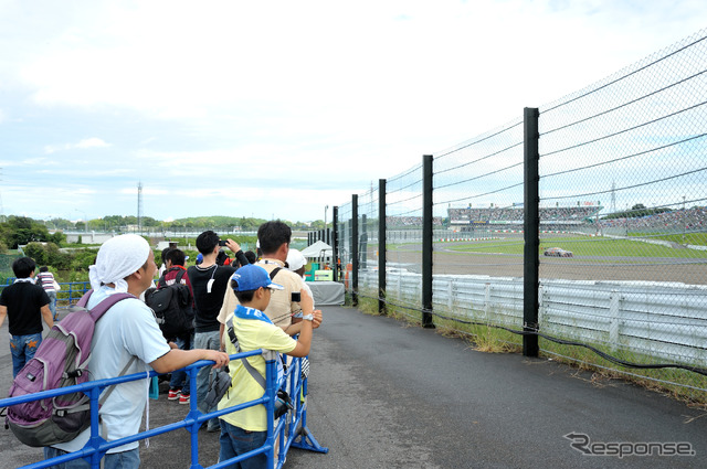 S字コーナーの激感エリアの風景(SUPER GT 第5戦)