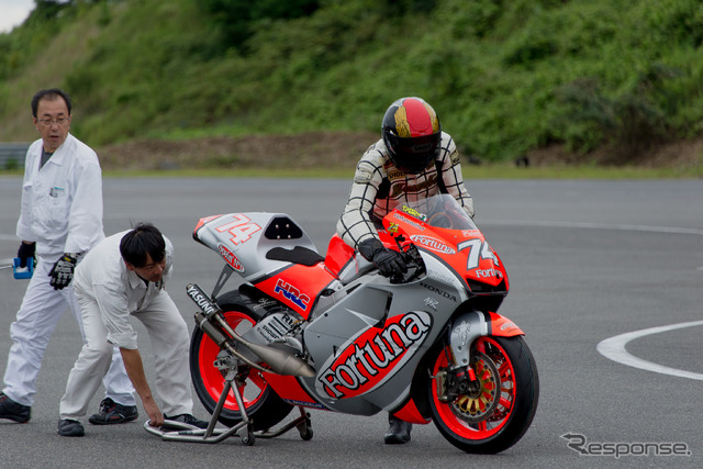 ホンダ NSR500（'02）