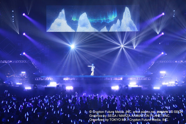 【レポート】デビューから8年、ついに初音ミクが武道館に!7回うるっとして2回ガチ泣きした「マジカルミライ 2015」初日ライブ