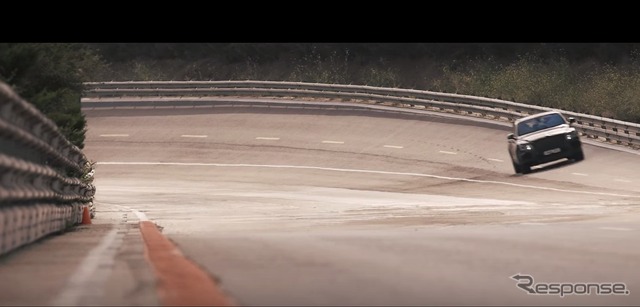 ベントレーのSUV、ベンテイガの開発プロトタイプ車が高速テスト
