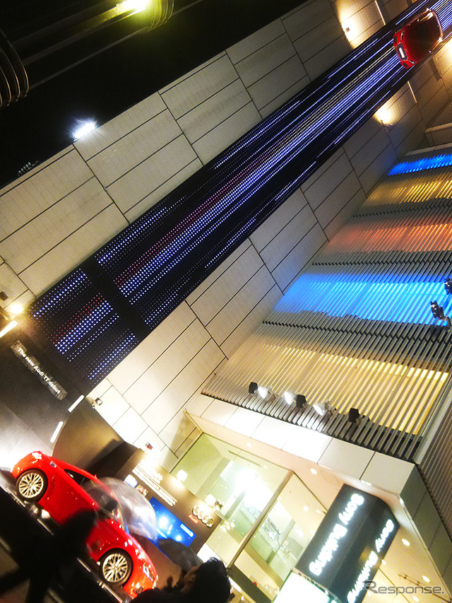 アウディTT、銀座の滑走路に着陸。「Audi TT Landing, Japan」プロジェクト、東京・銀座の展示は9月9~13日)