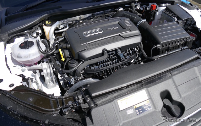 アウディTTロードスター 2.0TFSI Quattro
