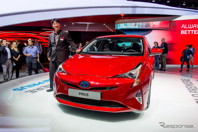 トヨタ プリウス 新型(フランクフルトモーターショー15)
