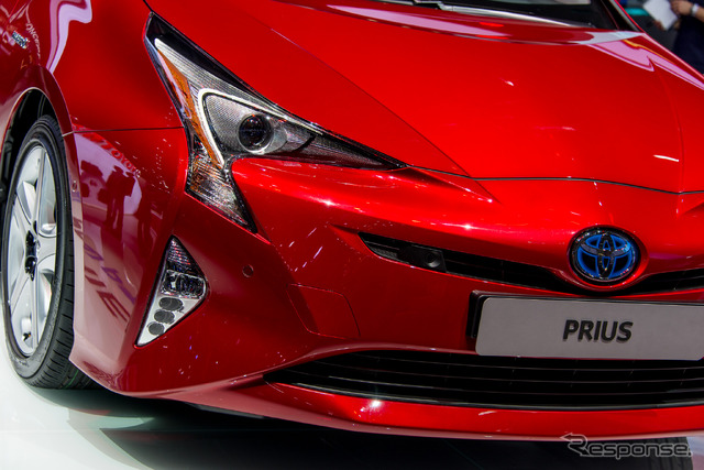 トヨタ プリウス 新型(フランクフルトモーターショー15)