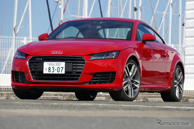 アウディTTクーペ 2.0TFSI quattro