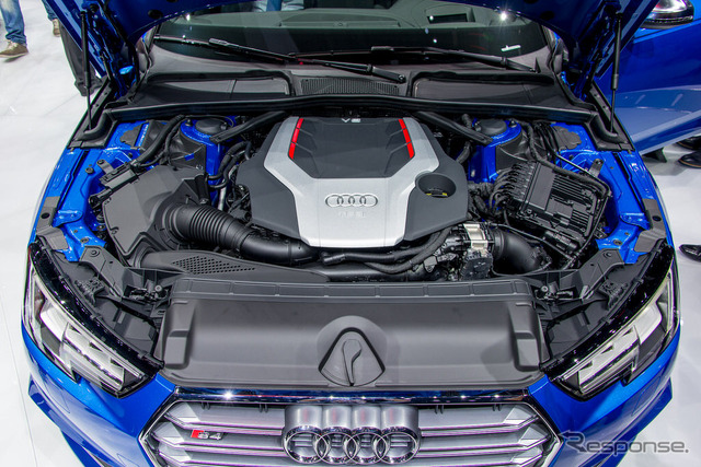 アウディ S4 新型(フランクフルトモーターショー15)