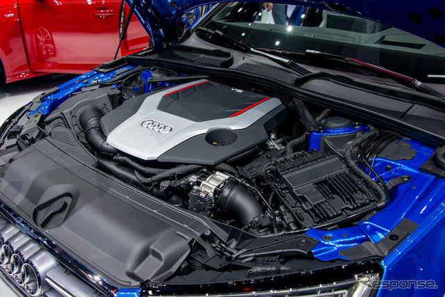 アウディ S4 新型(フランクフルトモーターショー15)
