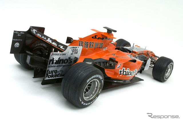 スパイカーMF1の新マシンがお目見え