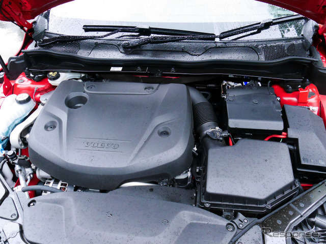 ボルボ V40 D4 ポールスター パフォーマンス パッケージ