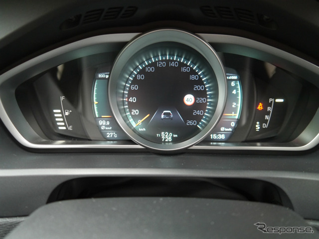 ボルボ V40 D4 ポールスター パフォーマンス パッケージ