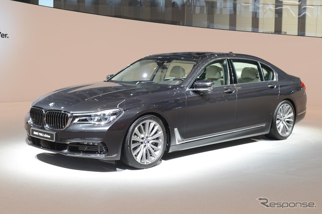 BMW 7シリーズ 新型（フランクフルトモーターショー15）