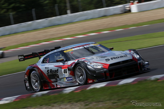 GT500クラスのポールを獲得した#46 GT-R。