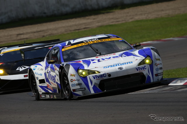 GT300予選2位、#25「86 MC」。