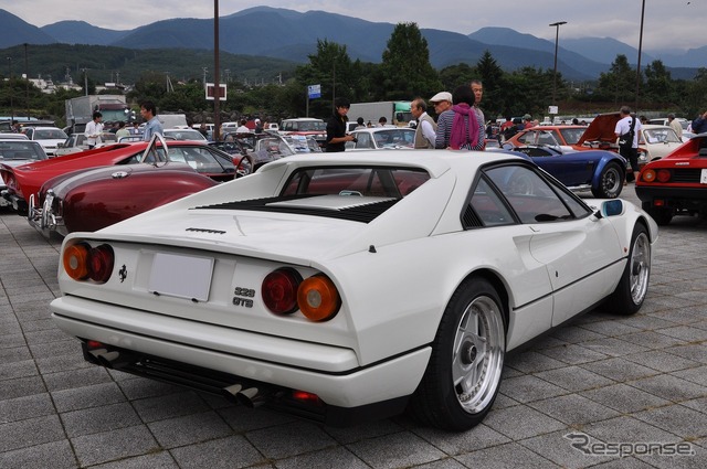 1987年 フェラーリ 328GTB