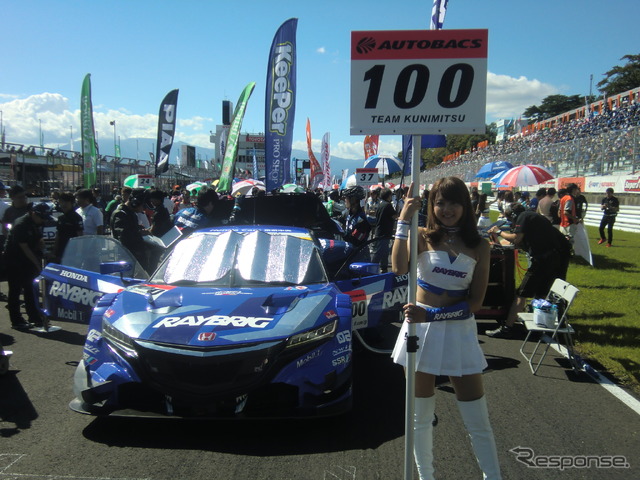 #100 NSXは予選2位からの逆転勝利。