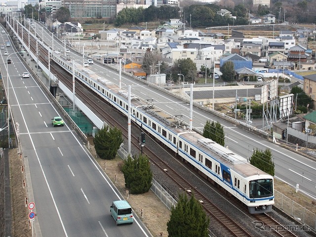 泉北高速鉄道（写真）は南海電鉄と相互直通運転を行っているが、南海の関空アクセス特急『ラピート』で運用されている50000系が泉北高速鉄道線に通常乗り入れることはない。