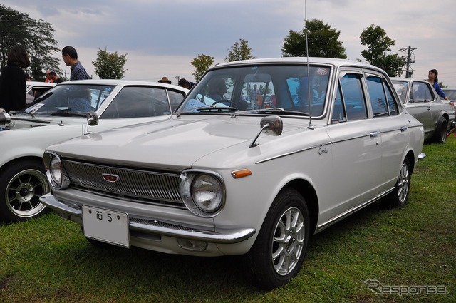 1968年 トヨタ カローラ1100DX