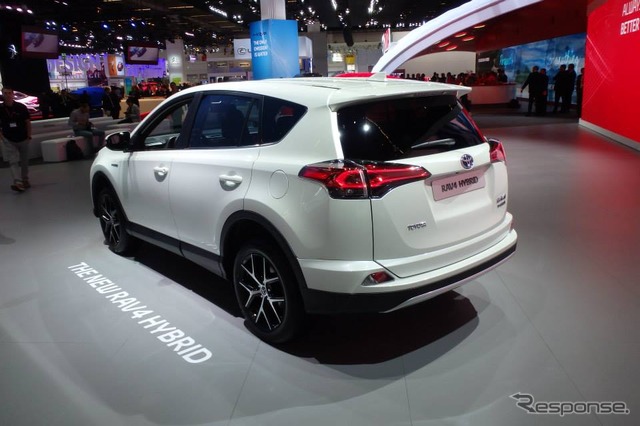 トヨタ RAV4ハイブリッド(フランクフルトモーターショー15)