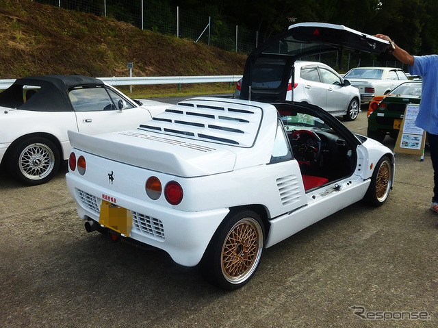 オートザムAZ-1(広島・三次試験場50周年マツダファンミーティング、9月20日)